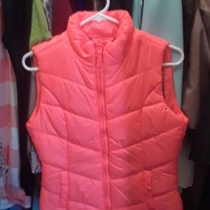 Running sleeveless poofy jacket pink